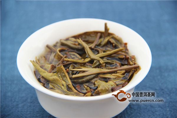 喝普洱茶有锁喉，带你了解原因